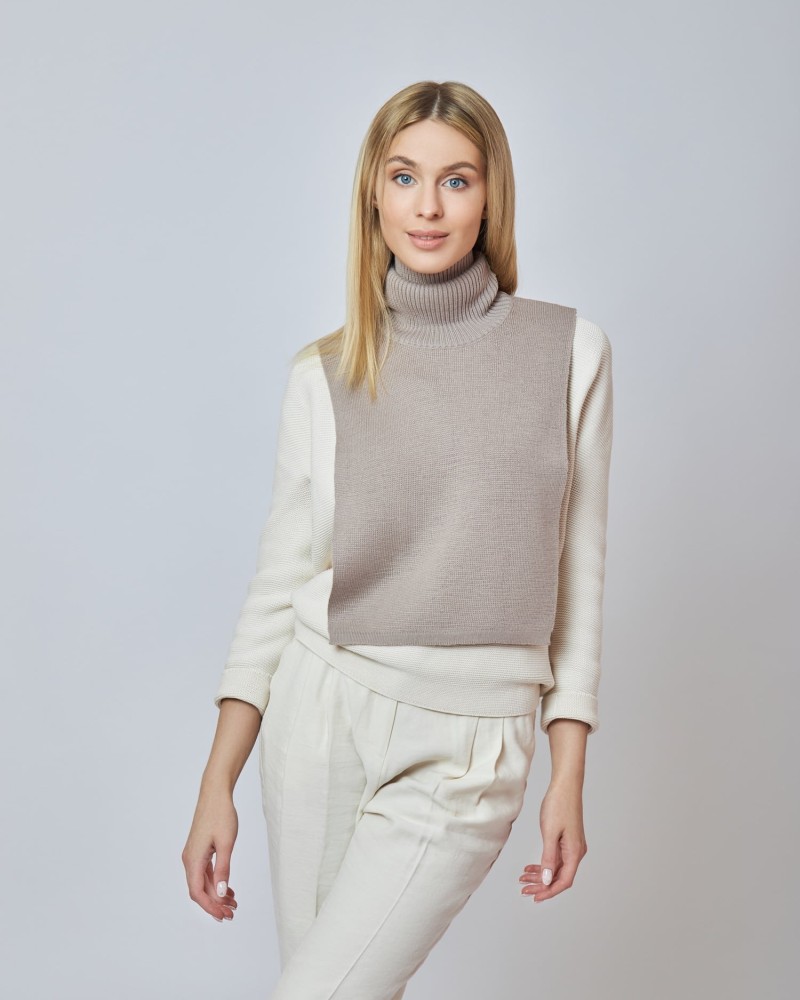 Turtleneck 04
